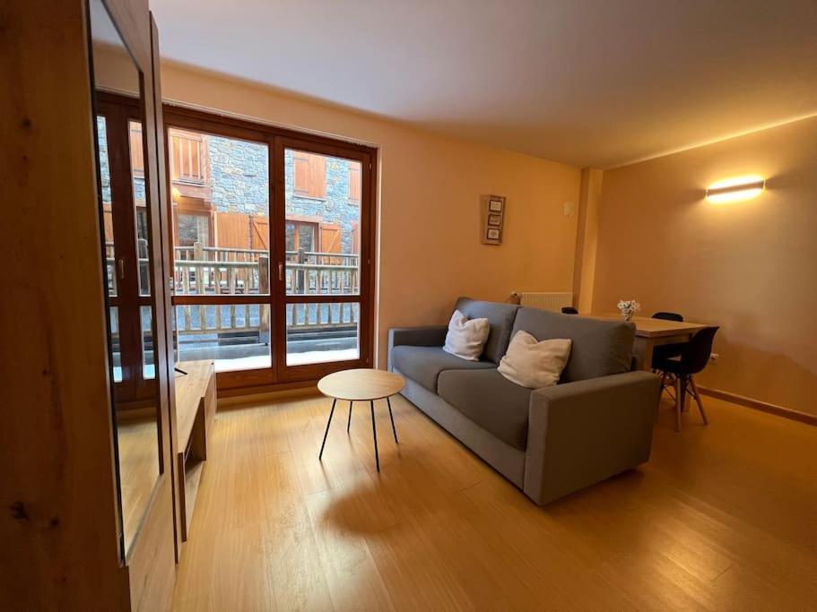 Apartamento Hasta 4 Pax Con Terraza- Nº Hut 08258 Soldeu Extérieur photo